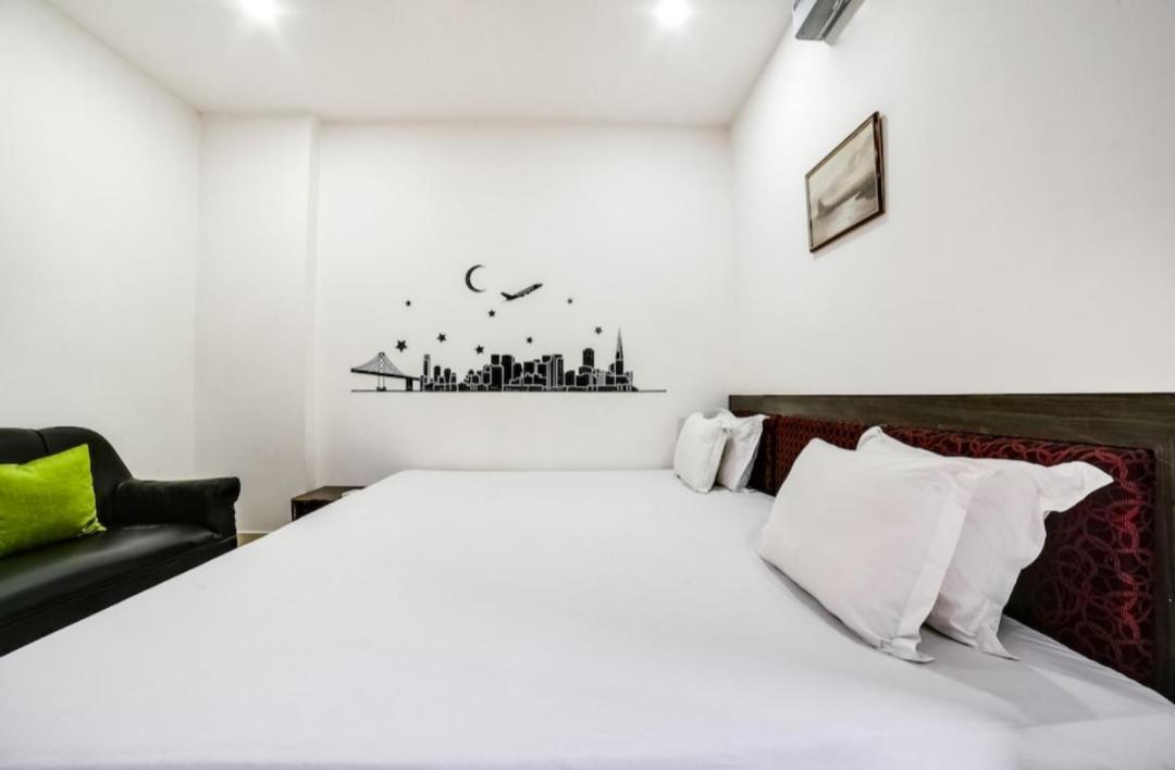 Hotel Executive Inn Hailakandi Ngoại thất bức ảnh